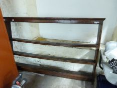 A Georgian oak hanging plate rack (L176 x H119cm)