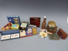 Miscellaneous lot of playing cards, boxes,
