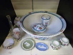 Keeling washstand set, Wedgwood, cased glass,