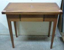 A retro 1960's hall table/card table (H71 x W77 x D36cm)