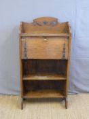 An oak Art Nouveau student's bureau bookcase (H124 x W65cm)