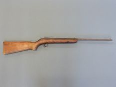 BSA .177 air rifle with named stock, serial number B43387.