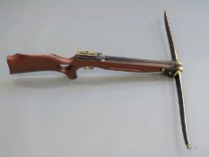 Border Archery crossbow with pop up adjustable ladder sight,