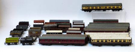 Thirty-five Hornby and similar 00 gauge carriages, wagons,