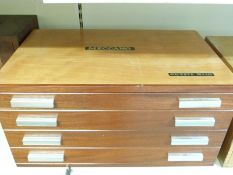 Meccano outfit No 10 comprising mainly red and yellow parts in original drawers.