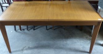 A retro teak extending dining table (H74 x L158 x D82cm)