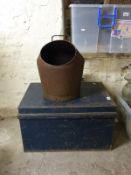 A metal deed box (H35 x L60cm)