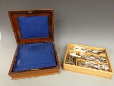 Silver plated cutlery including collectors' spoons,