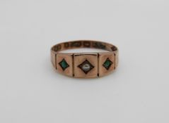 A 9ct gold ring set with a pearl and turquoise, Birmingham 1901, 1.