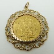 An 1887 gold full sovereign in a 9ct gold pendant mount, 11.