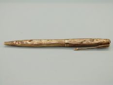 A hallmarked 9ct gold Parker pen