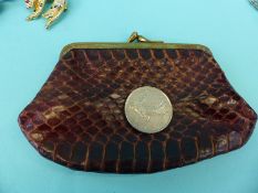 A collection of costume jewellery to include garnet beads, carnelian agate, rose quartz, Wedgwood