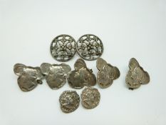 Five hallmarked silver Art Nouveau buttons (Birmingham 1901, maker RF),