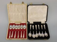 A cased set of six Art Deco style hallmarked silver teaspoons, weight 71g,