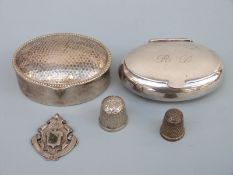 A white metal trinket box marked 925, hallmarked silver and white metal thimbles,