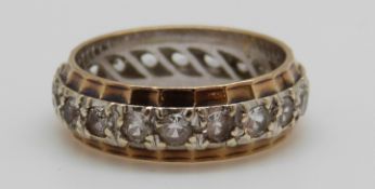 A 9ct gold eternity ring (size K)