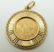 A 1913 half sovereign in a 14ct gold mount, 10.
