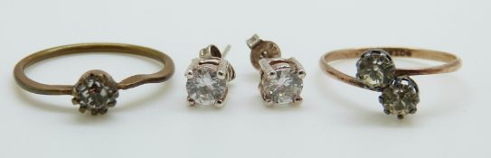 A 9ct gold and silver ring and a pair of silver earrings