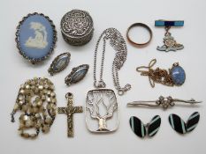 A pair of silver and enamel cufflinks, silver jewellery set with Wedgwood plaques,