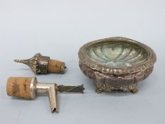 A Georgian hallmarked silver open salt raised on four paw feet, London 1824 maker Charles Fox II,