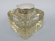 A large Walker & Hall Edward VII silver mounted cut glass inkwell, Sheffield 1903,