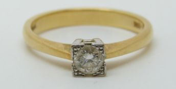 An 18ct gold ring set with a round brilliant cut diamond of approximately 0.3ct, 4.