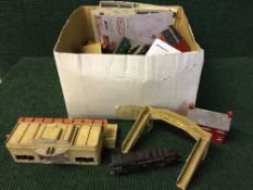 Two boxes of Meccano Power outlet transformer, Horny Dublo Station platforms and accessories,