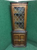 An oak leaded door corner unit