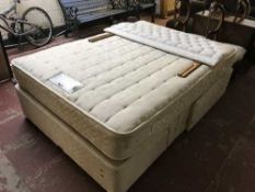 A Myers Allegro 4'6 storage divan set