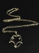 A vintage 9ct gold pearl pendant on chain