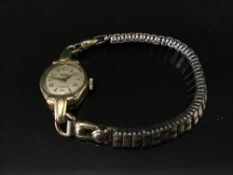 A 9ct gold cased Roamer lady's watch