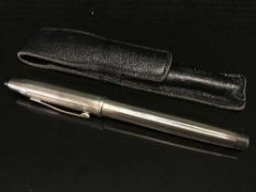 An American Cross silver fountain pen with 18ct gold nib,
