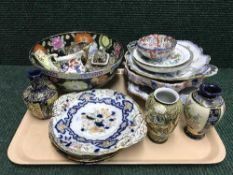 A tray of quantity of late nineteenth century and early twentieth century Japanese finger bowls,