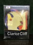 Thames & Hudson : Comprehensively Clarice Cliff, an atlas of over 2000 patterns,