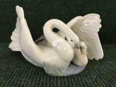 A Nao figure - Two swans,