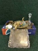 A box of tea china, thimbles, gilded comport,