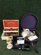 A collection of costume jewellery