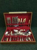 A canteen of Community cutlery