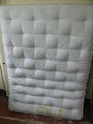 A Dreamworld Diamond 4'6 mattress