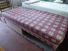 A 3' storage divan and interior