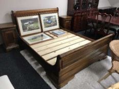 A Willis and Gambier 5' sleigh bed