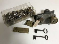 A box of Victorian door lock with handles, various antique and later keys,