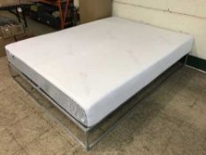 An Ergoflex 5' memory foam mattress (un-used and boxed)