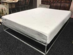 A Ergoflex 5' memory foam mattress (un-used and boxed)