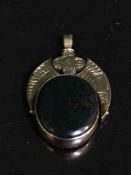 A vintage 9ct gold swivel fob