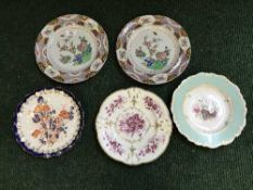 A pair of nineteenth century Spode china cabinet plates, pattern 2647, diameter 24.