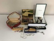 A quantity of costume jewellery, dress rings, wrist watches,