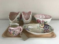 A tray of five pieces of Maling china