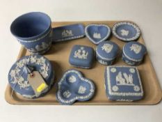 Ten pieces of Wedgwood blue and white jasperware