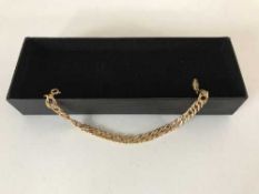 A 9ct gold bracelet